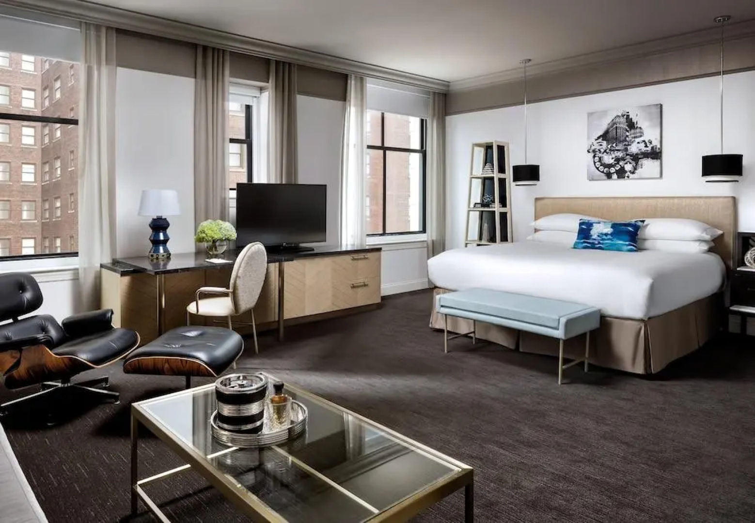 The Blackstone, Autograph Collection