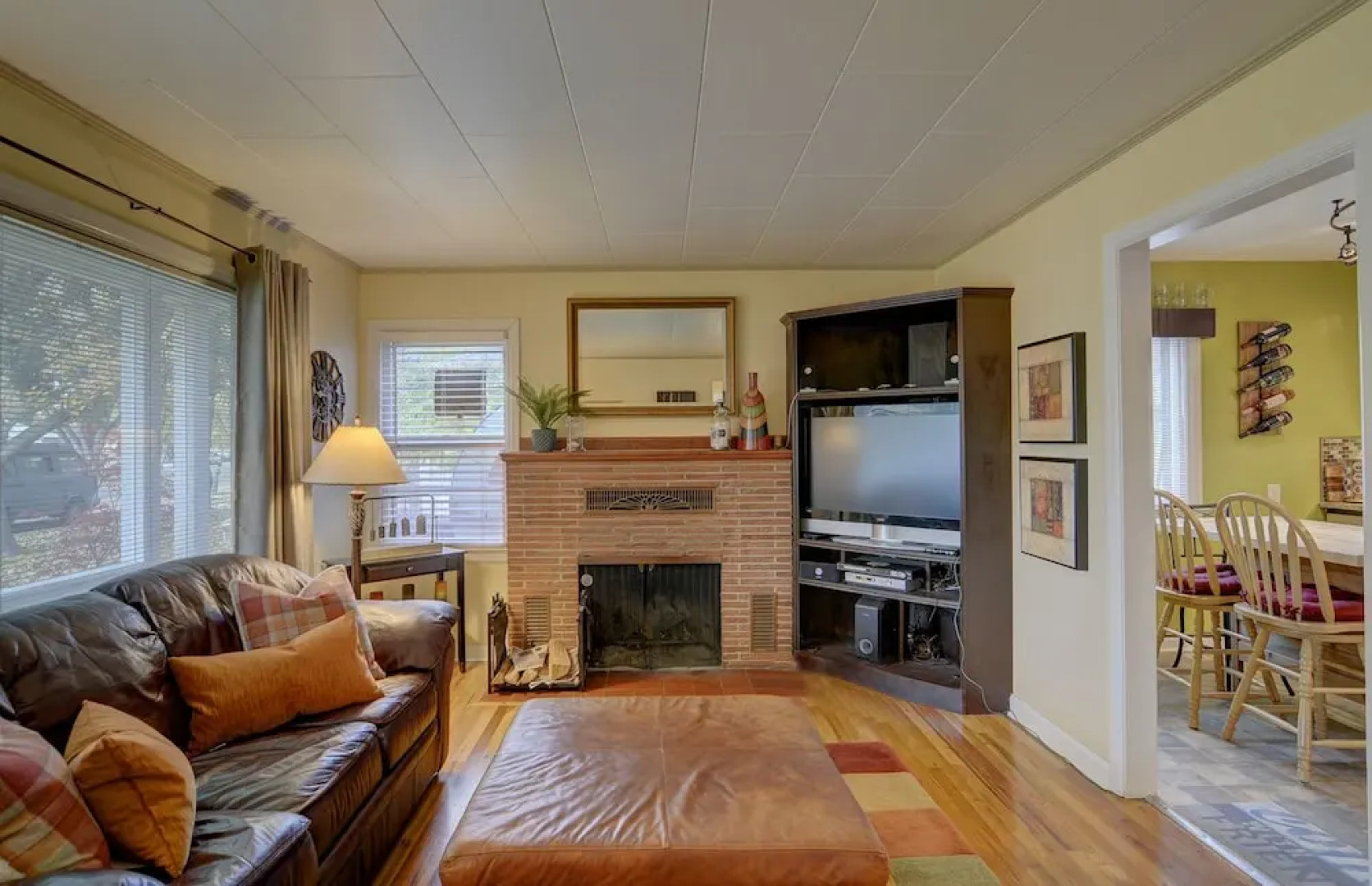 Cottage by the Historic Depot