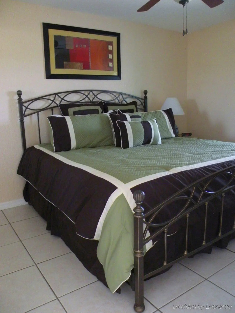 Surf Beach Treasure Island Resort