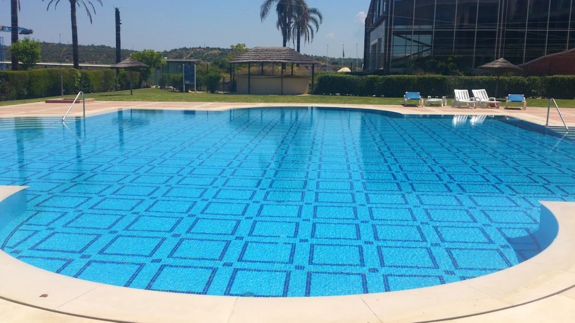 Apartment With one Bedroom in Estômbar, With Wonderful City View, Pool