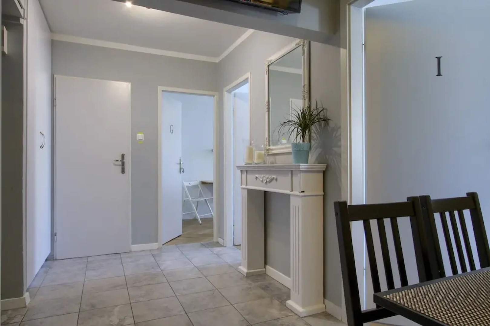 UNIT Warszawa Centrum Room by Metro Rondo ONZ