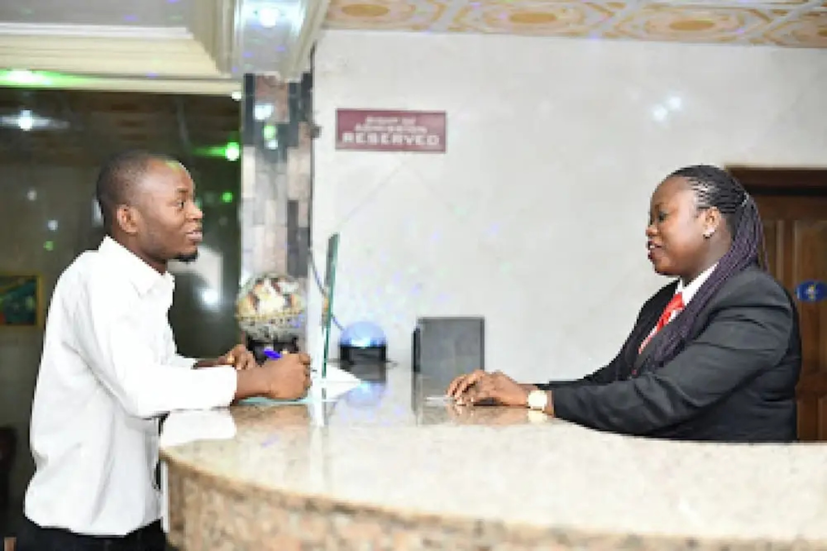 Room-choice Gate Hotel-business Double