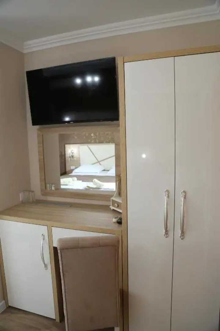 Apartments and Rooms Holiday