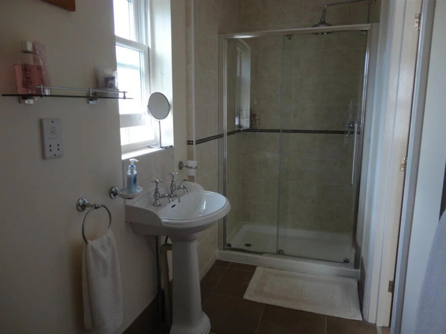 Tudor Rose Bed & Breakfast