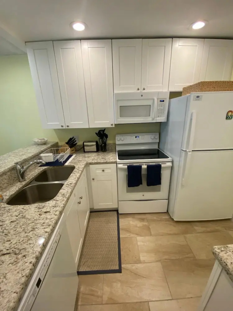 Madeira Beach 2 Bedroom, 1 Bath 230