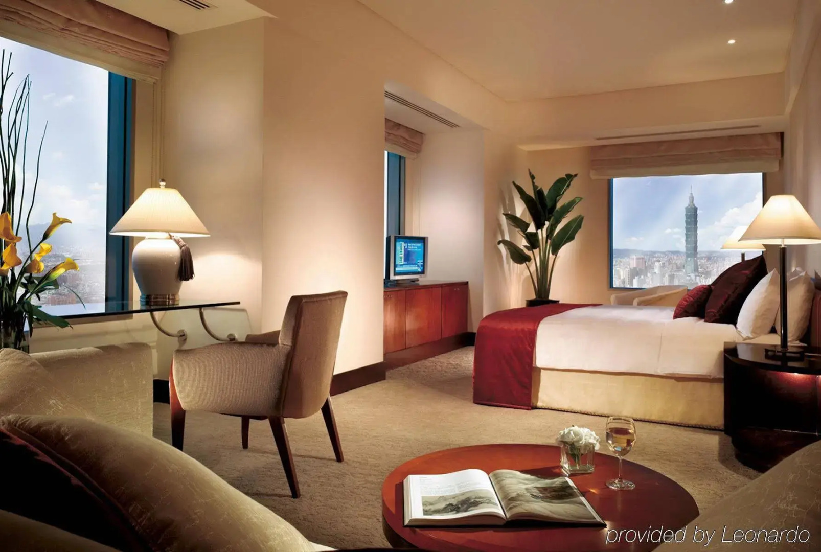 Shangri-La Far Eastern, Taipei