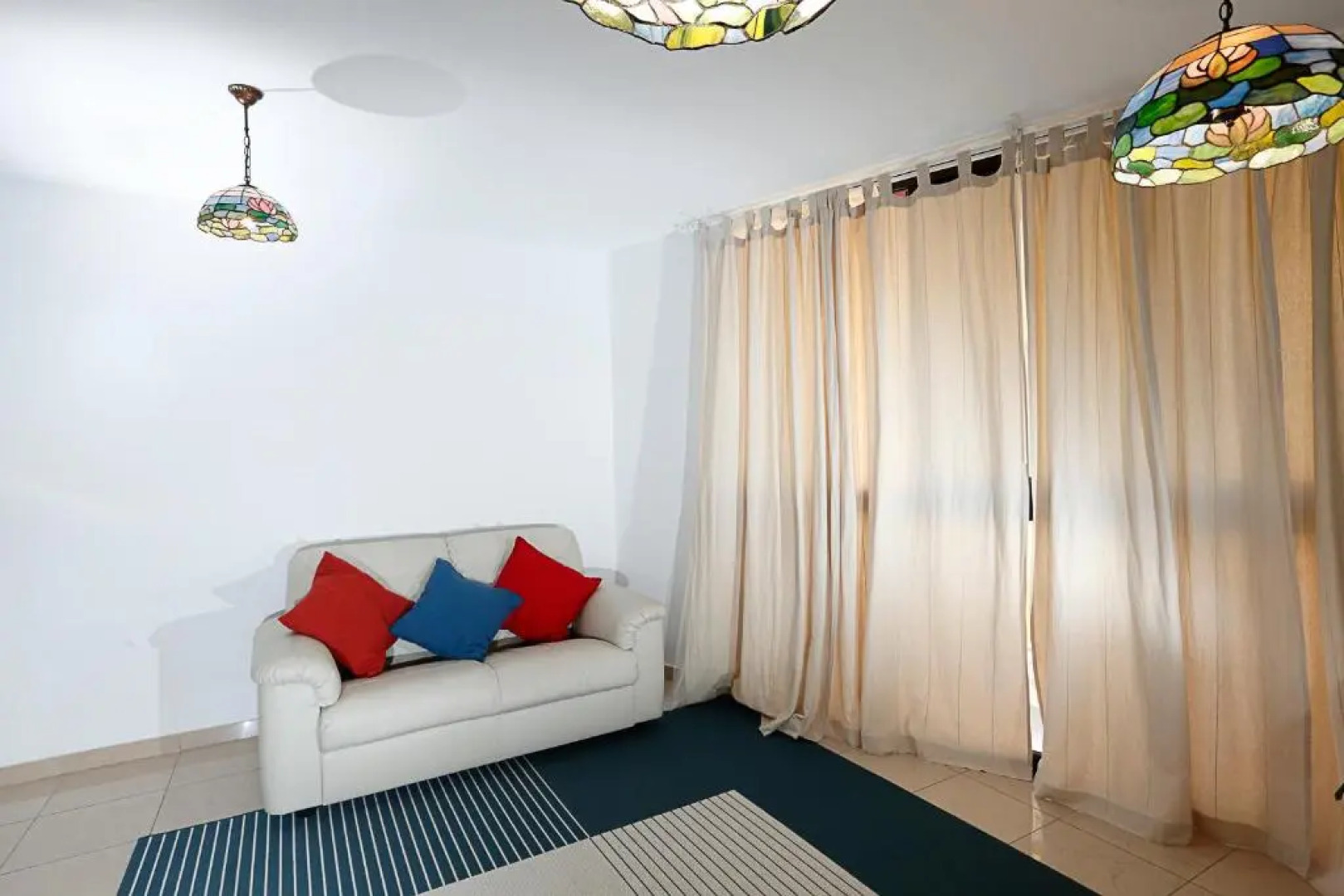 Apartamento Frente Al Puerto de Candelaria a 20 Metros de la Playa.