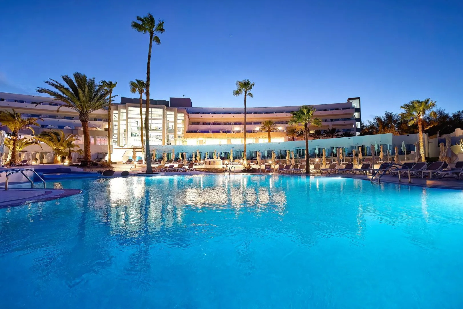 Отель BLUESEA Golden Beach