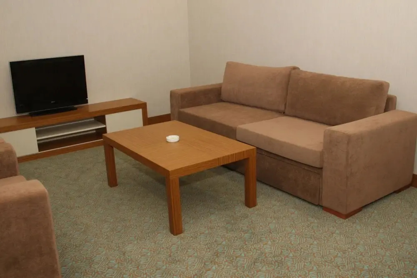 Grand Nur Plaza Hotel