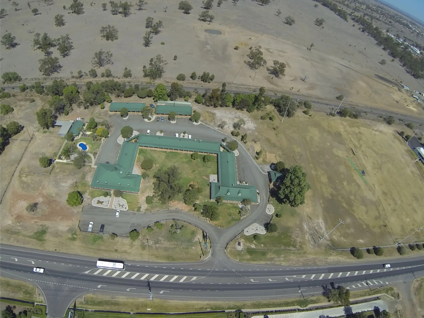 Overlander Homestead Motel