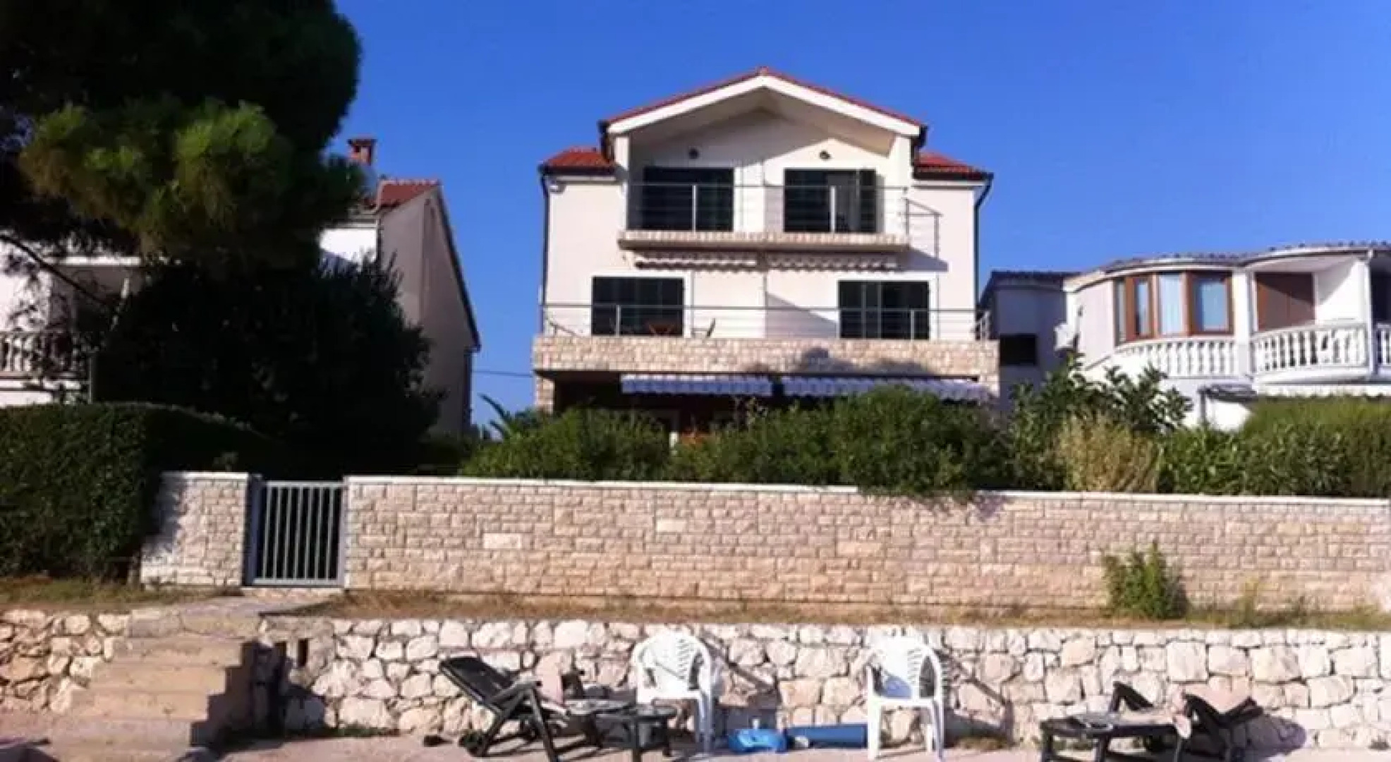 Apartments Pisačić