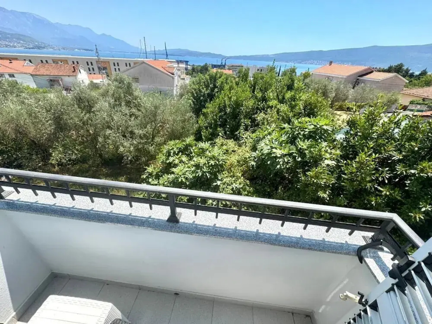 Apartments Janda Bijela