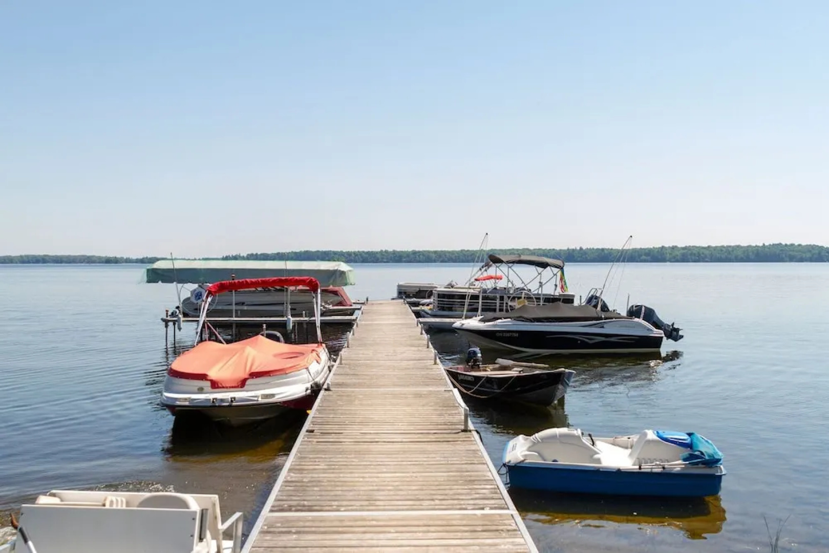Great Blue Resorts - McCreary's Beach