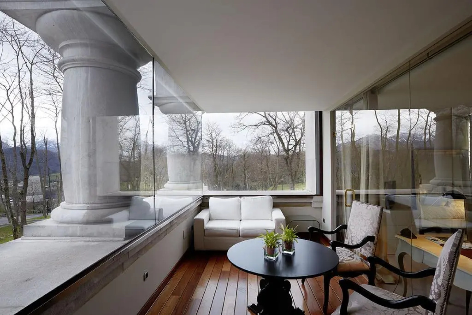 Castillo del Bosque la Zoreda