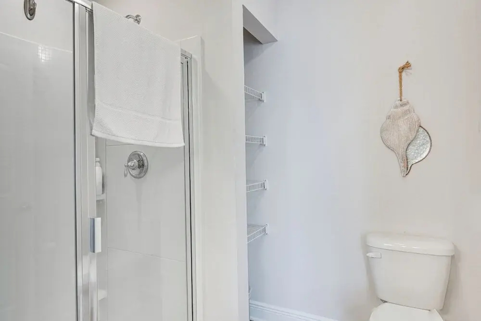 PCB Townhome w/ Deck & Pool Access: 3 Mi to Beach!