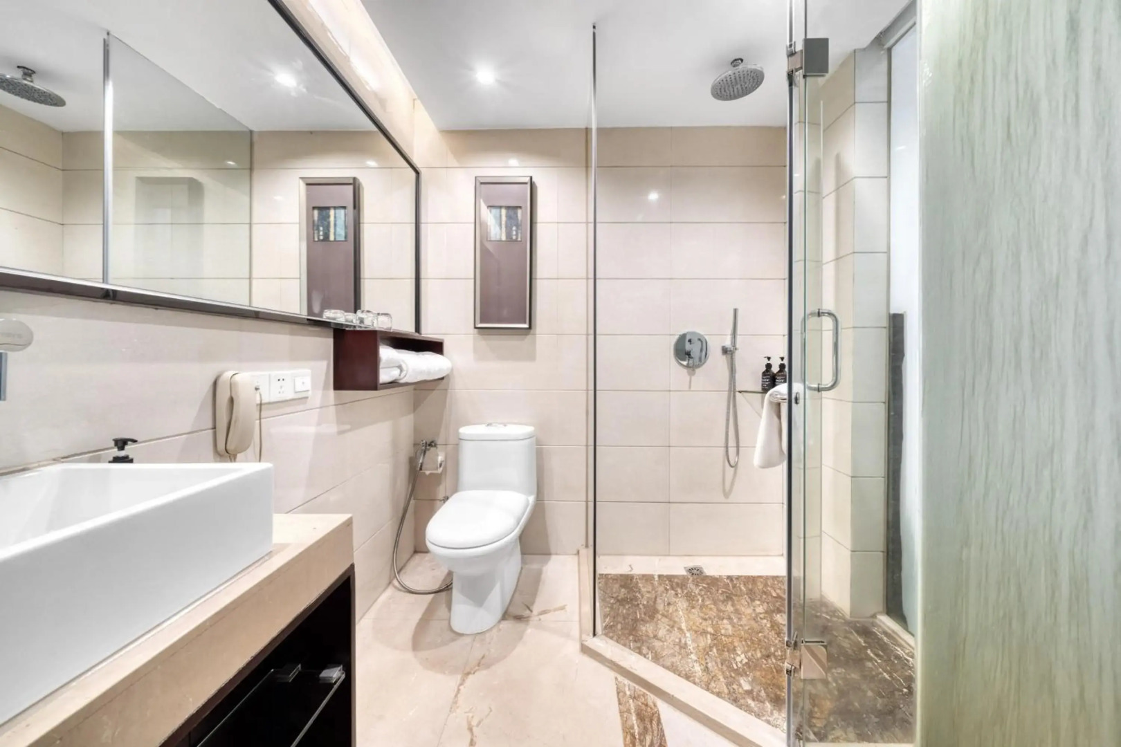 Yiwu International Mansion