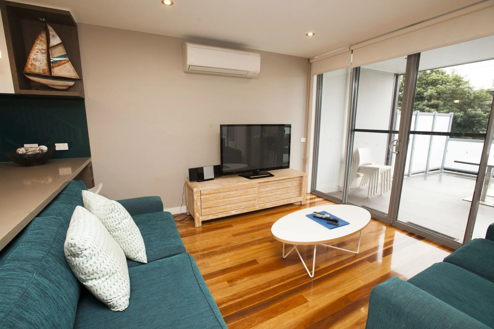 7 Falls Apartments