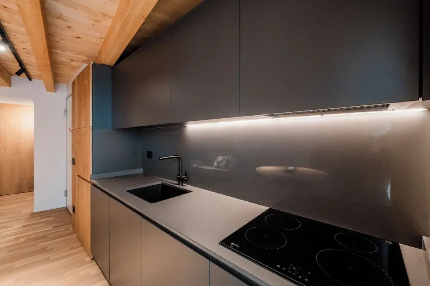 Dalania Mountain Apartments