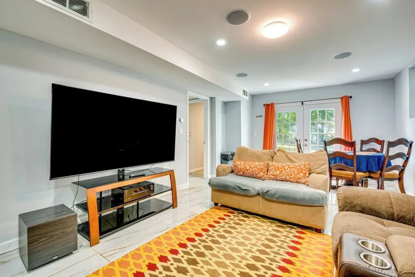 Spacious Home w/ Hot Tub, 14 Mi to Downtown Atl!