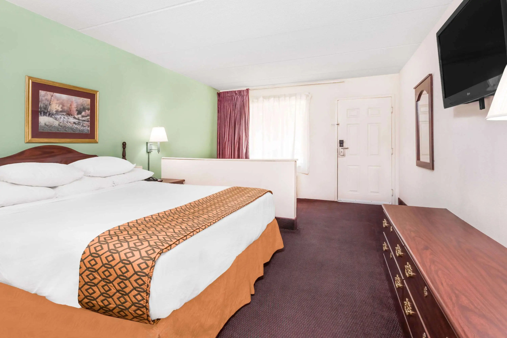 Days Inn by Wyndham Lavonia