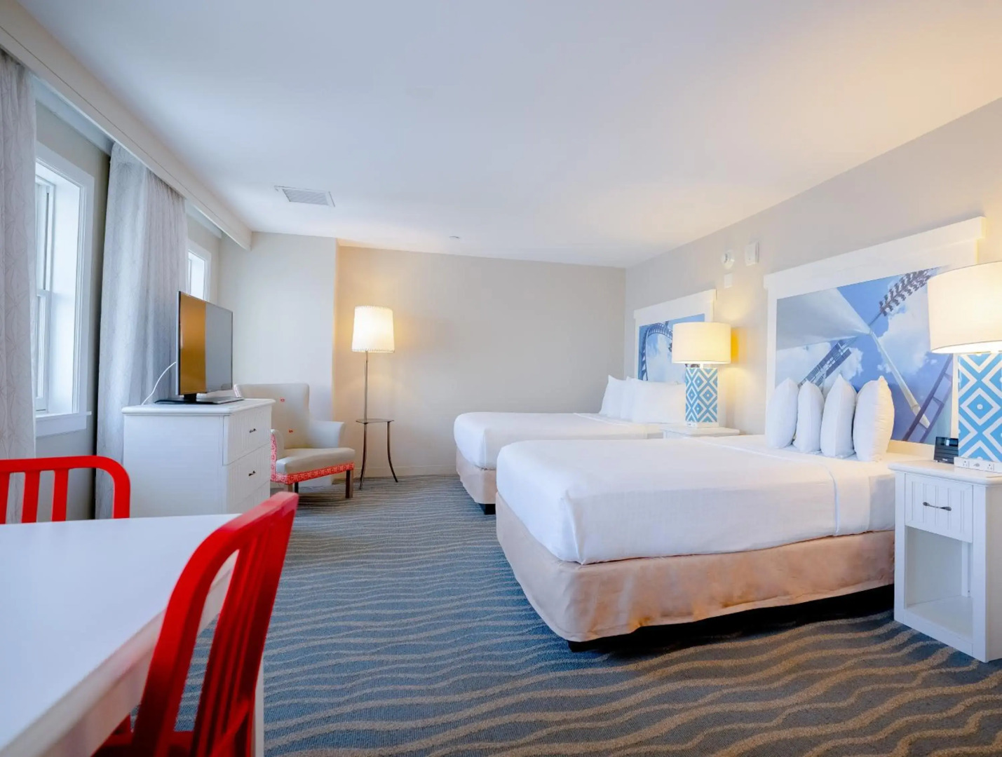 Cedar Point's Hotel Breakers