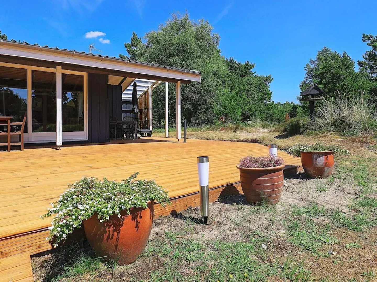 Sun-kissed Holiday Home in BlÃ¥vand near Sea