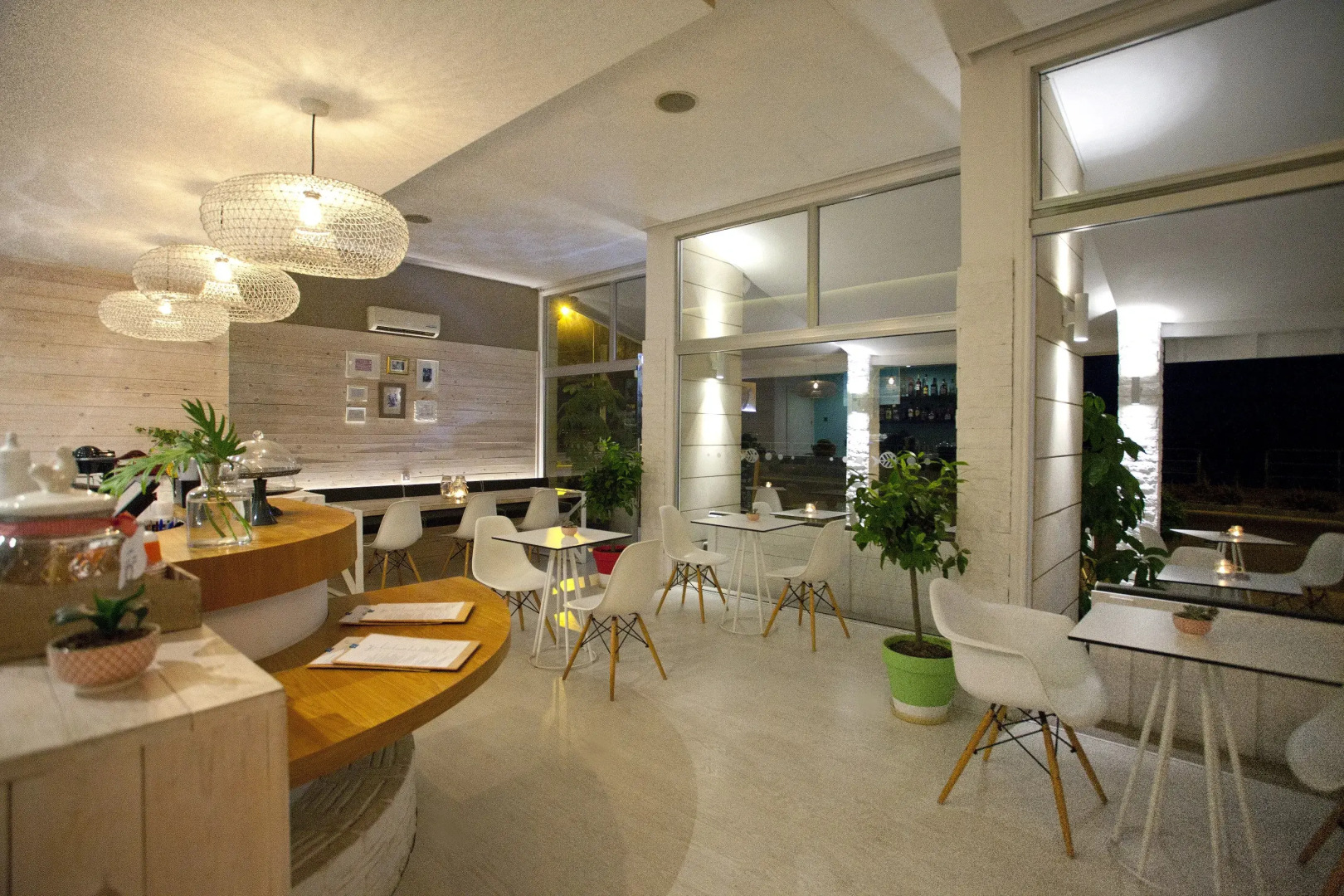 Costantiana Beach Hotel Apartments