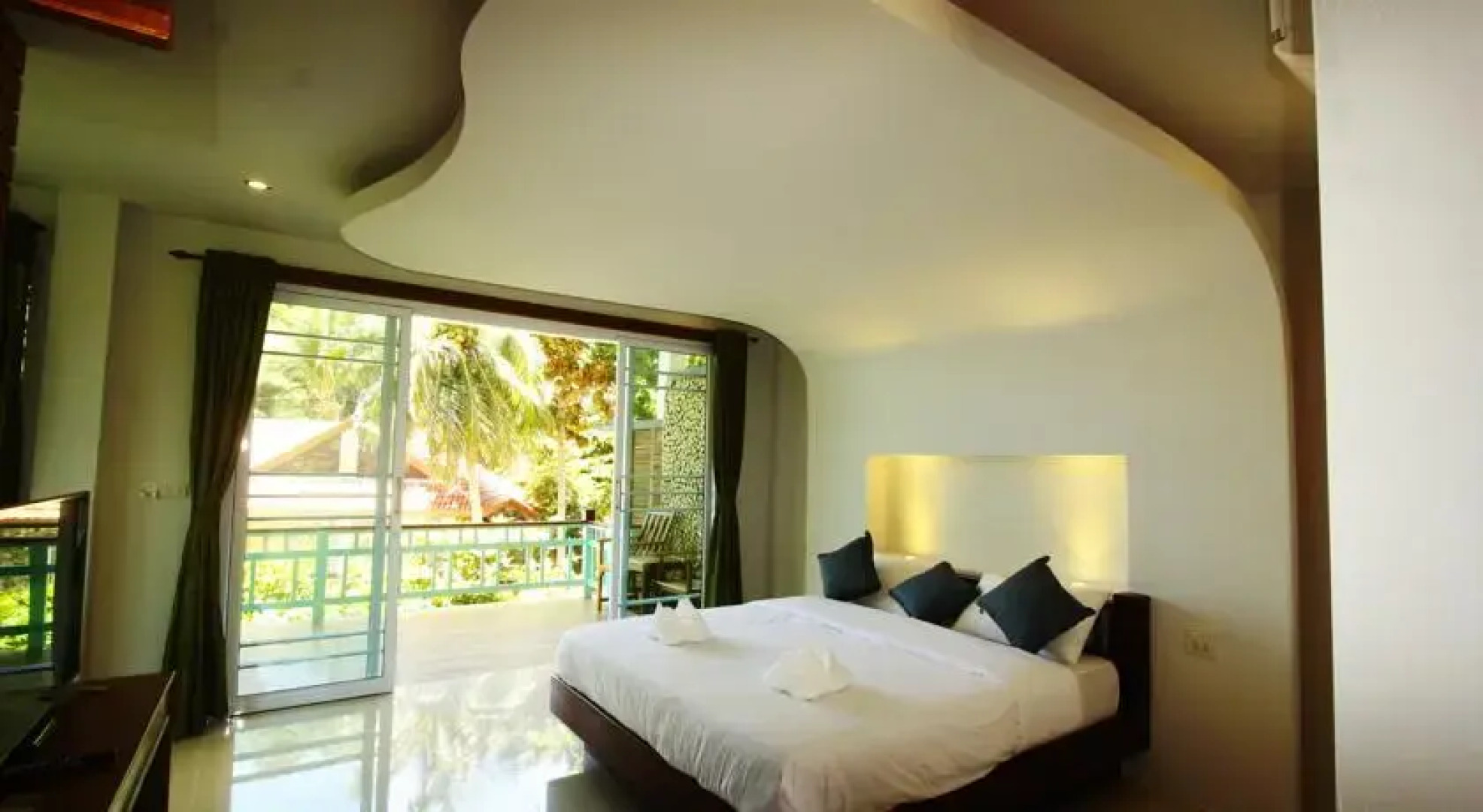 Mountain Reef Beach Resort