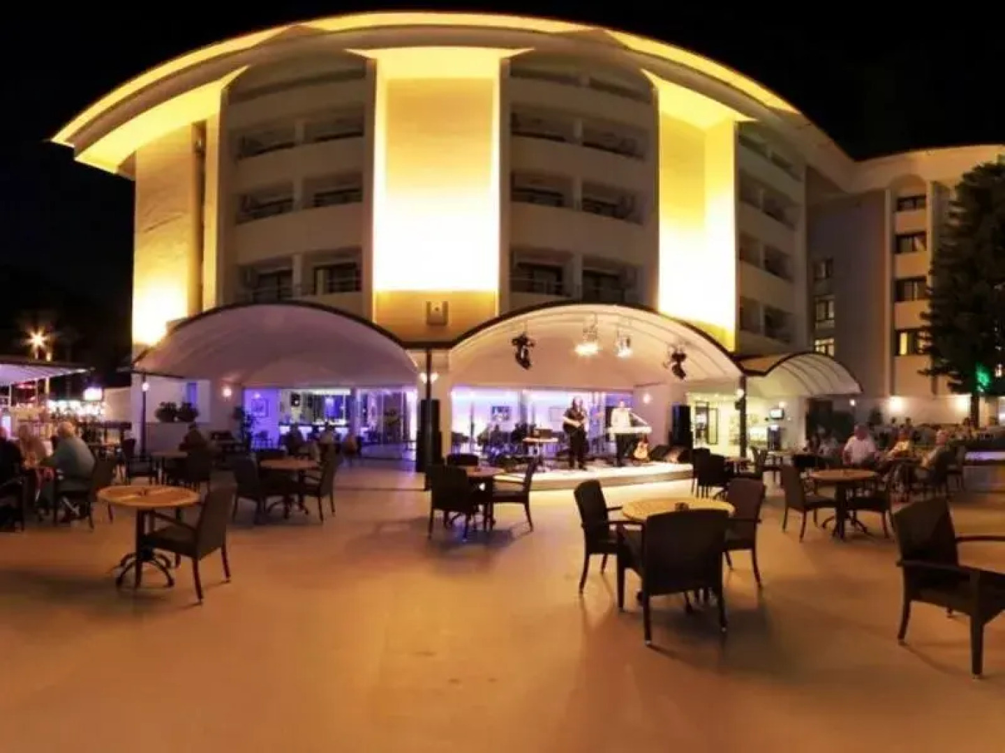 Munamar Beach Residence