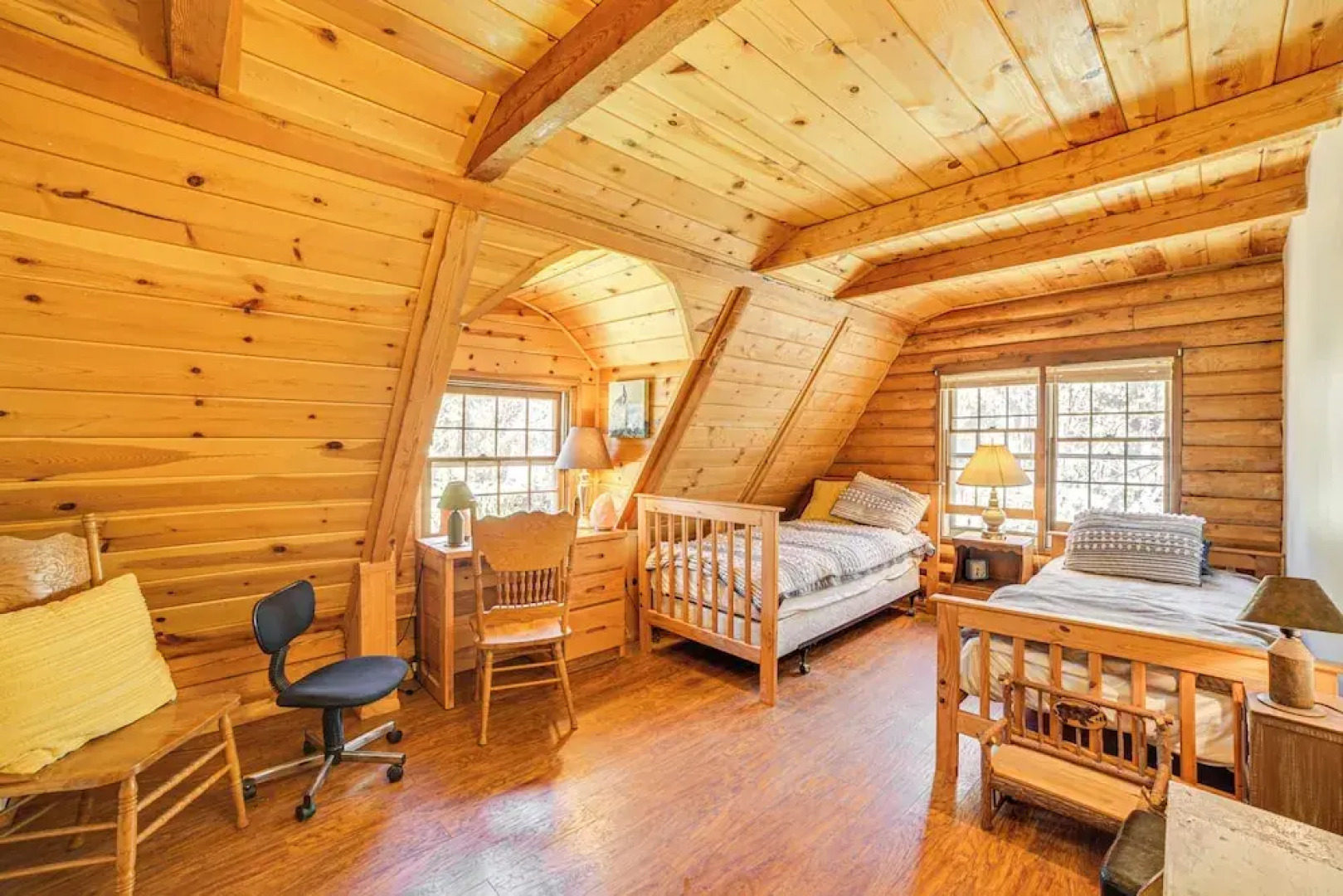 Pine Mountain Club Log Cabin w/ Resort Amenities!