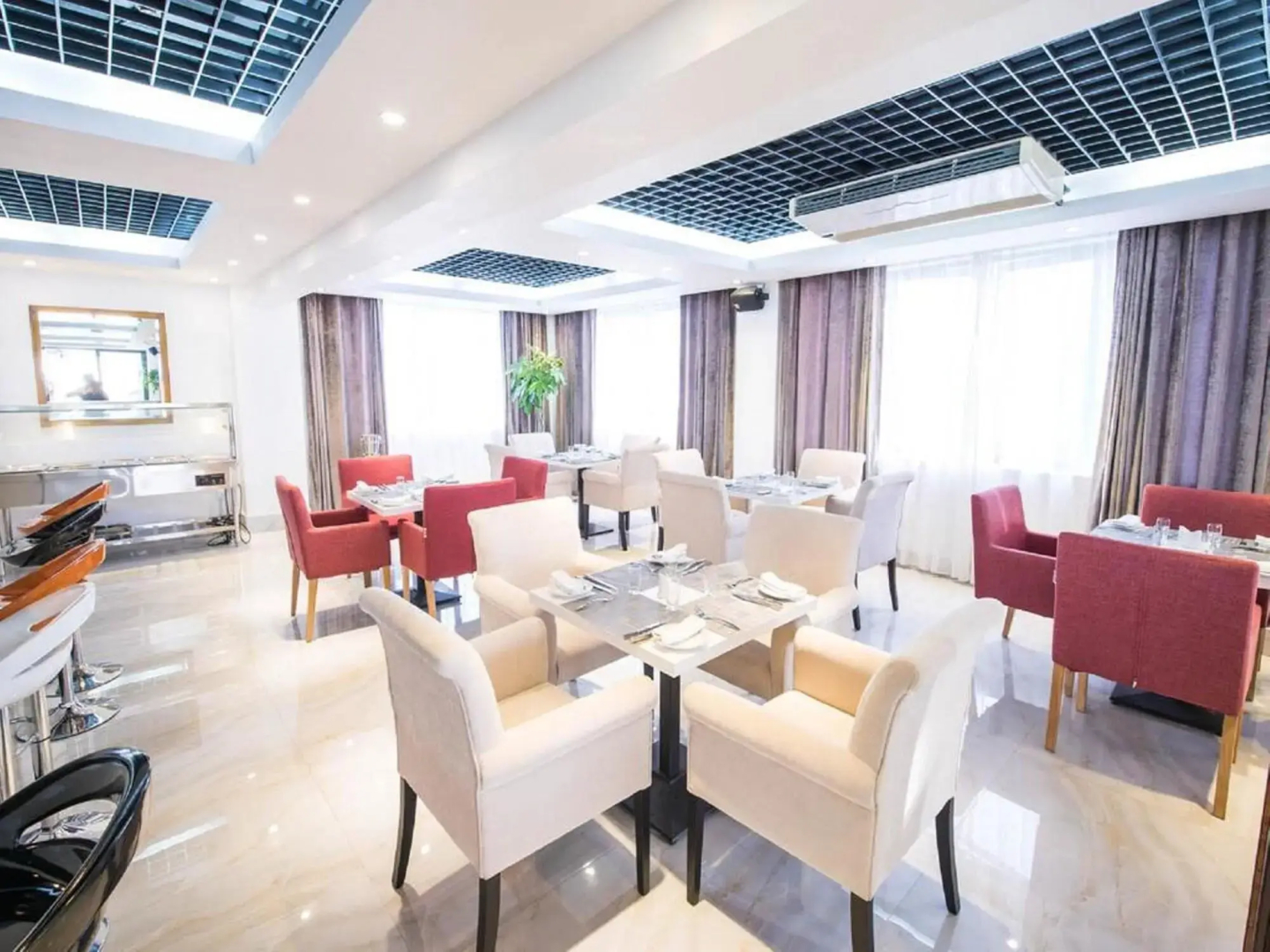 Palms Hotel
