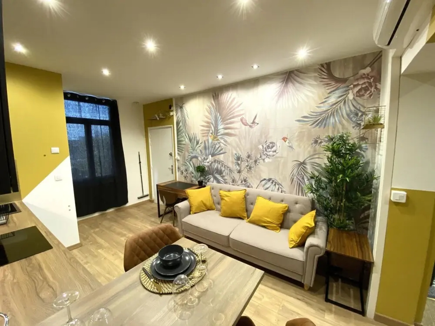 Capsule Premium Valenciennes