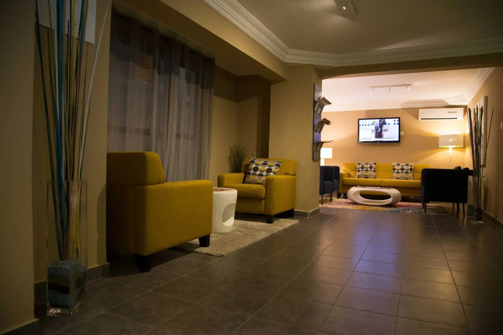 Hotel Semiramis City center