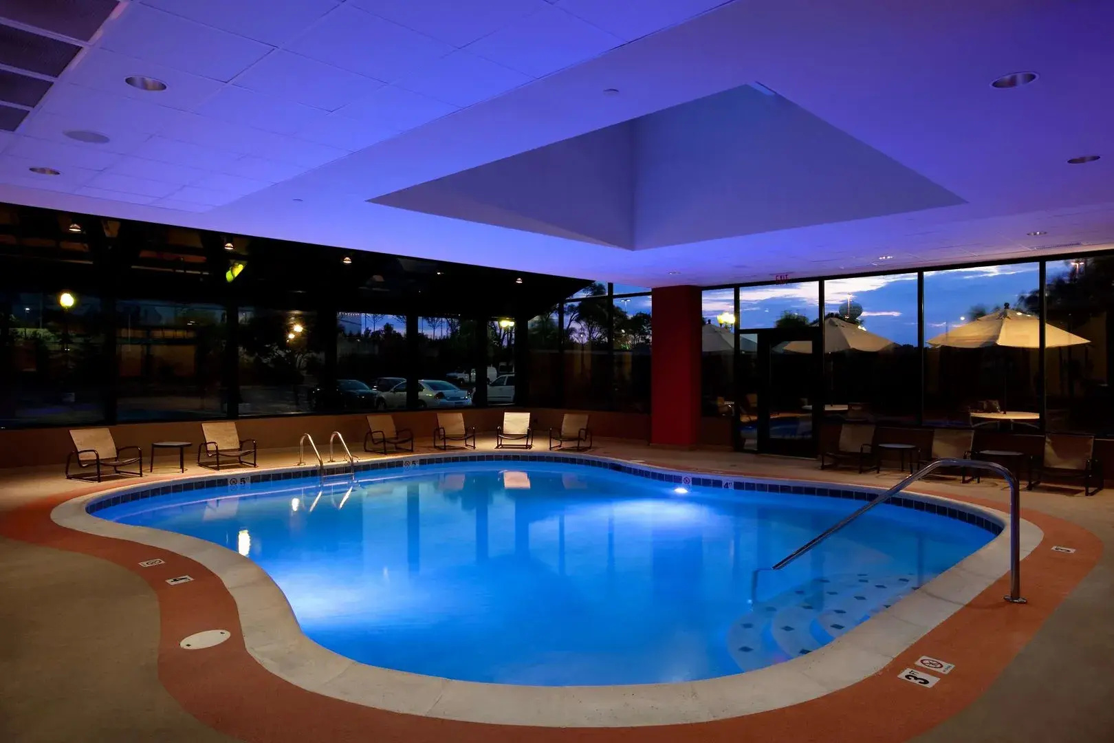Hilton Chicago/Oak Brook Suites
