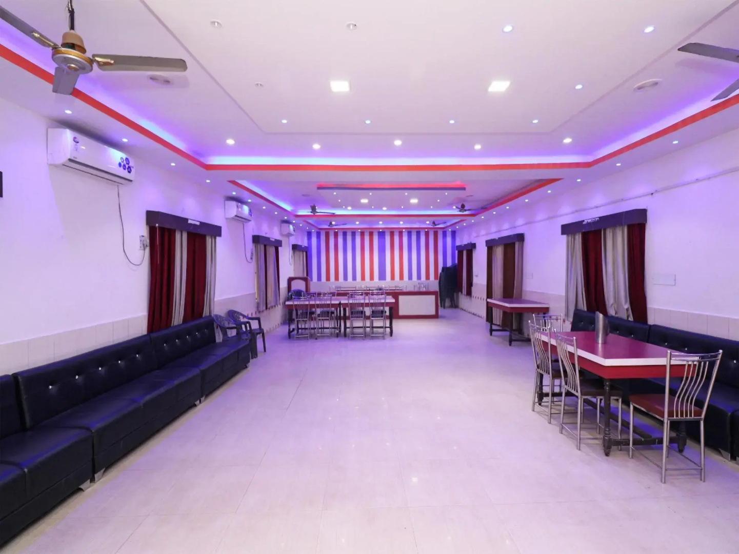 OYO 24654 Hotel Buddha
