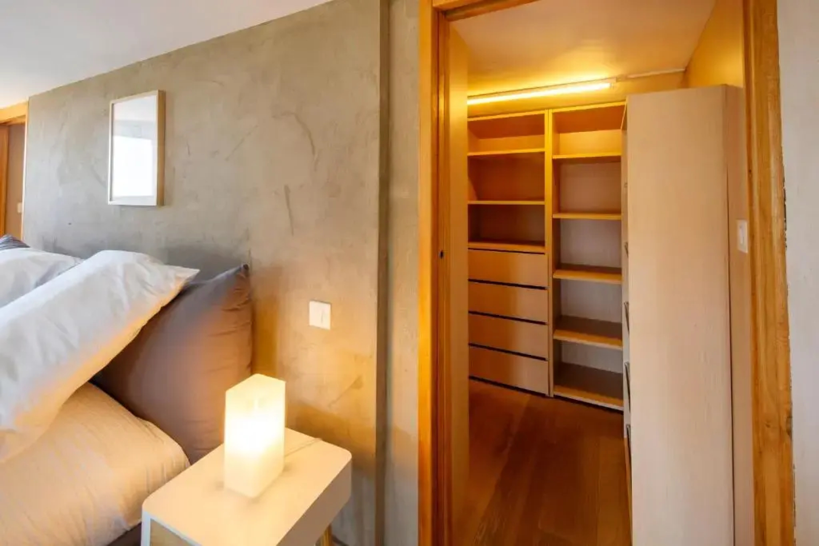 06T - Spacious villa with sea view- pool - jacuzzi-sauna