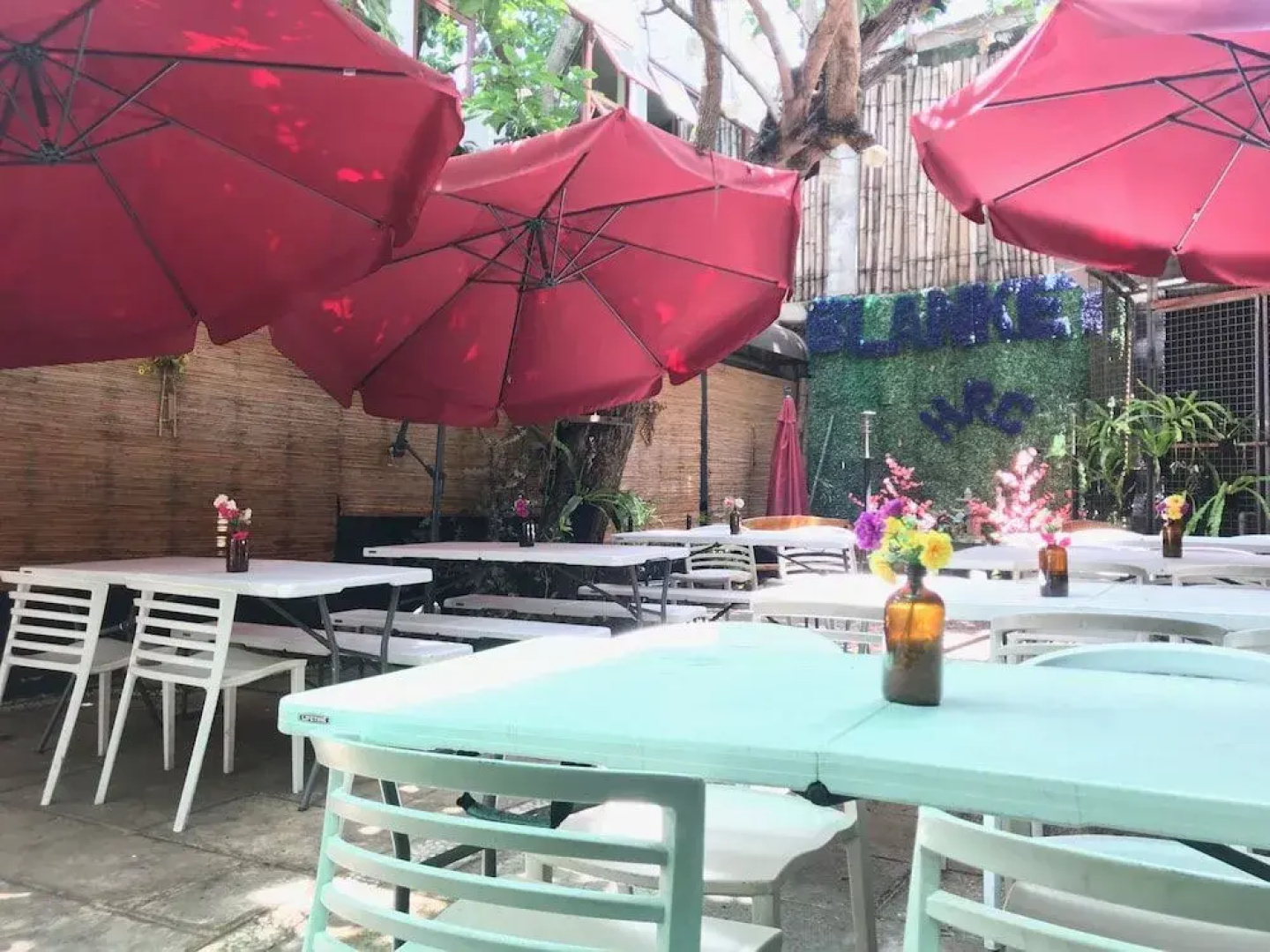 The Blanket Hotel Restaurant & Coffee