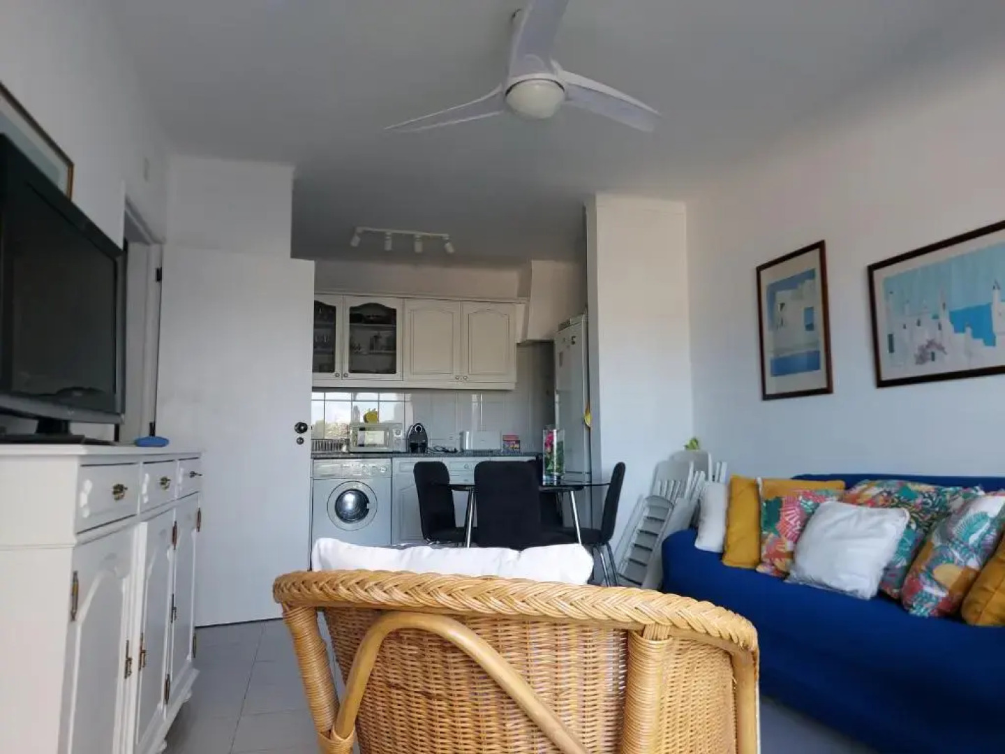 Lovely 1 bedroom beach house