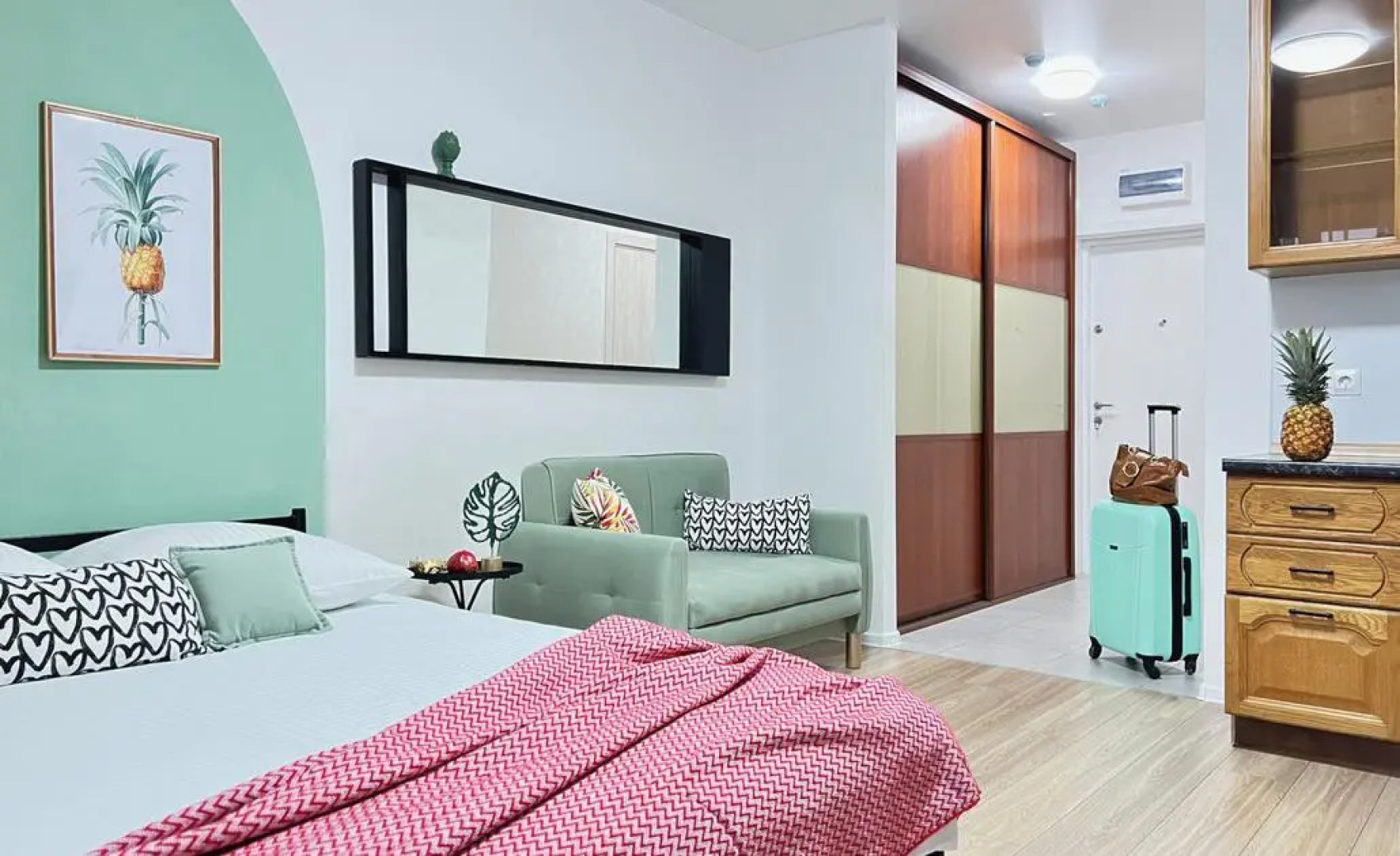 КвартАл на проспекте Маркса 97