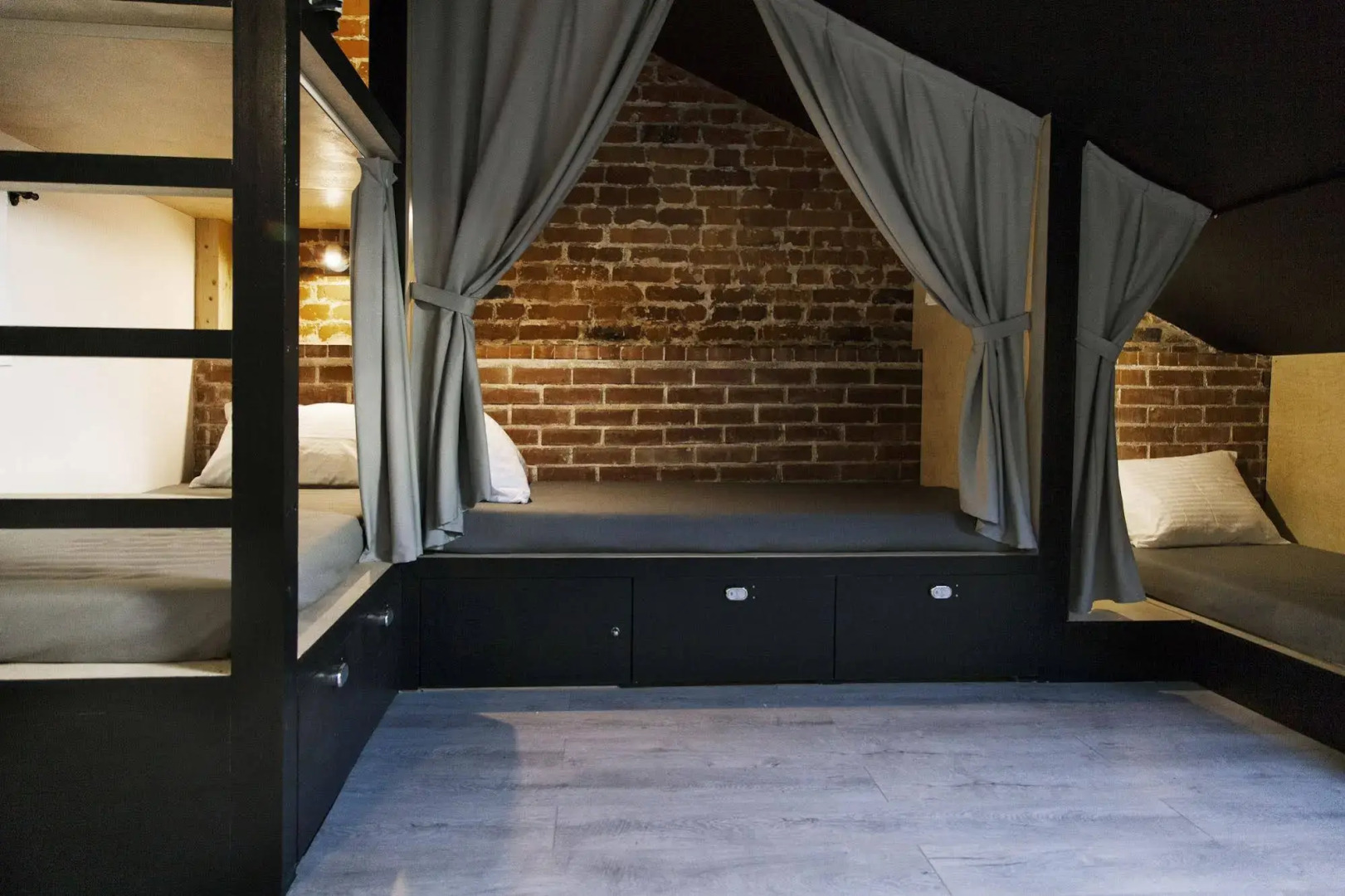 Sputnik Hostel & Personal Space