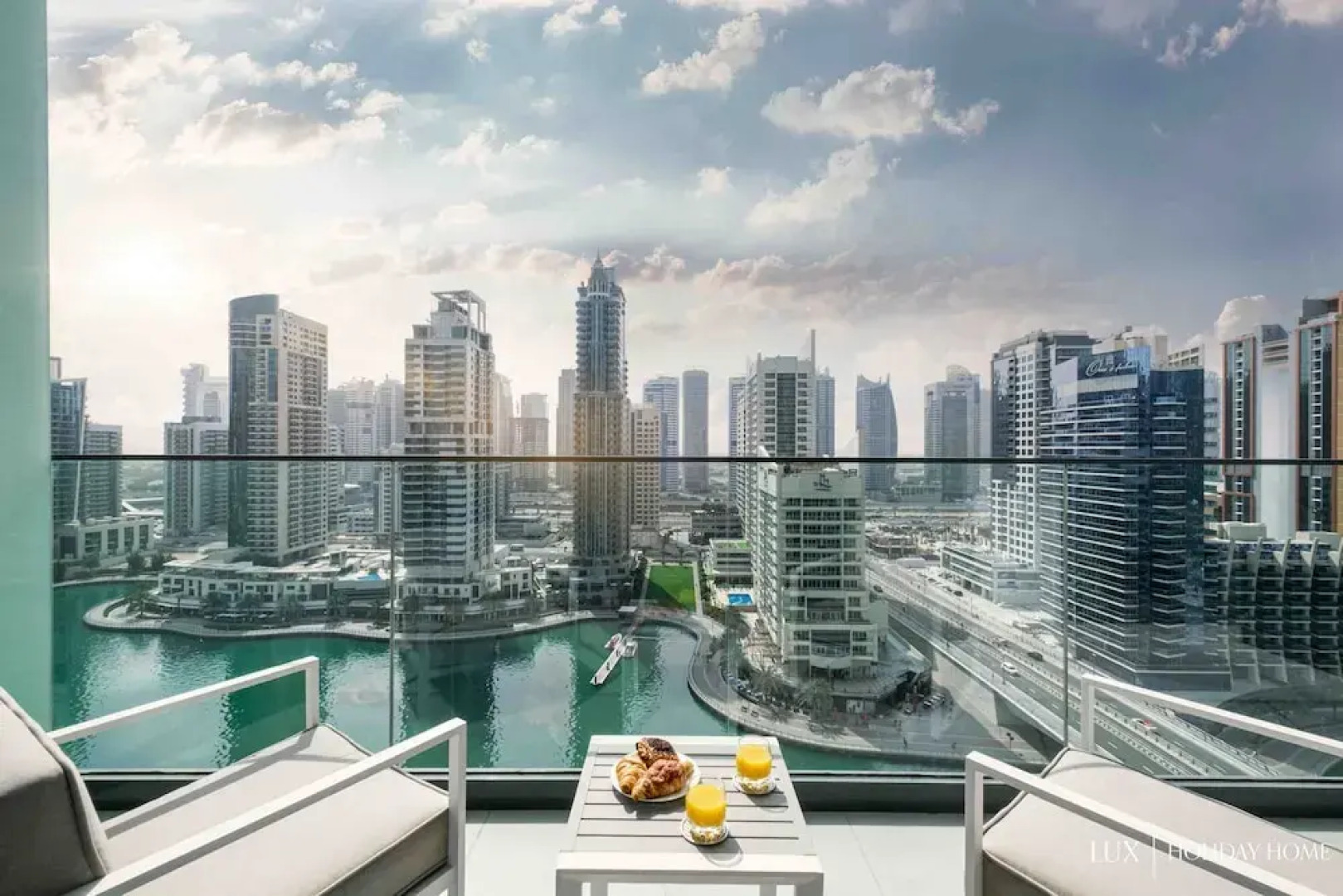 LUX Contemporary Suite View 7