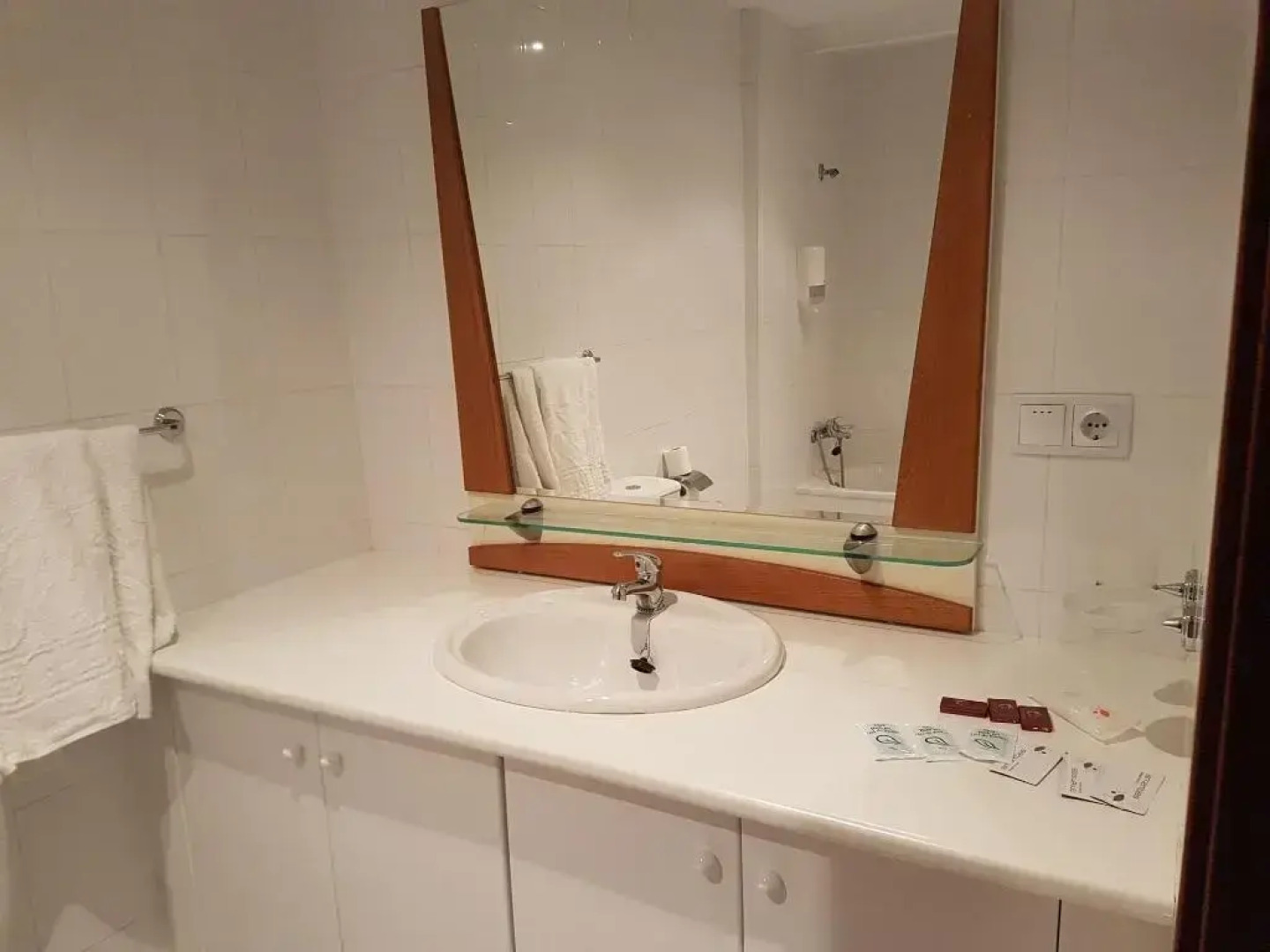 Hostal Restaurante La Charola