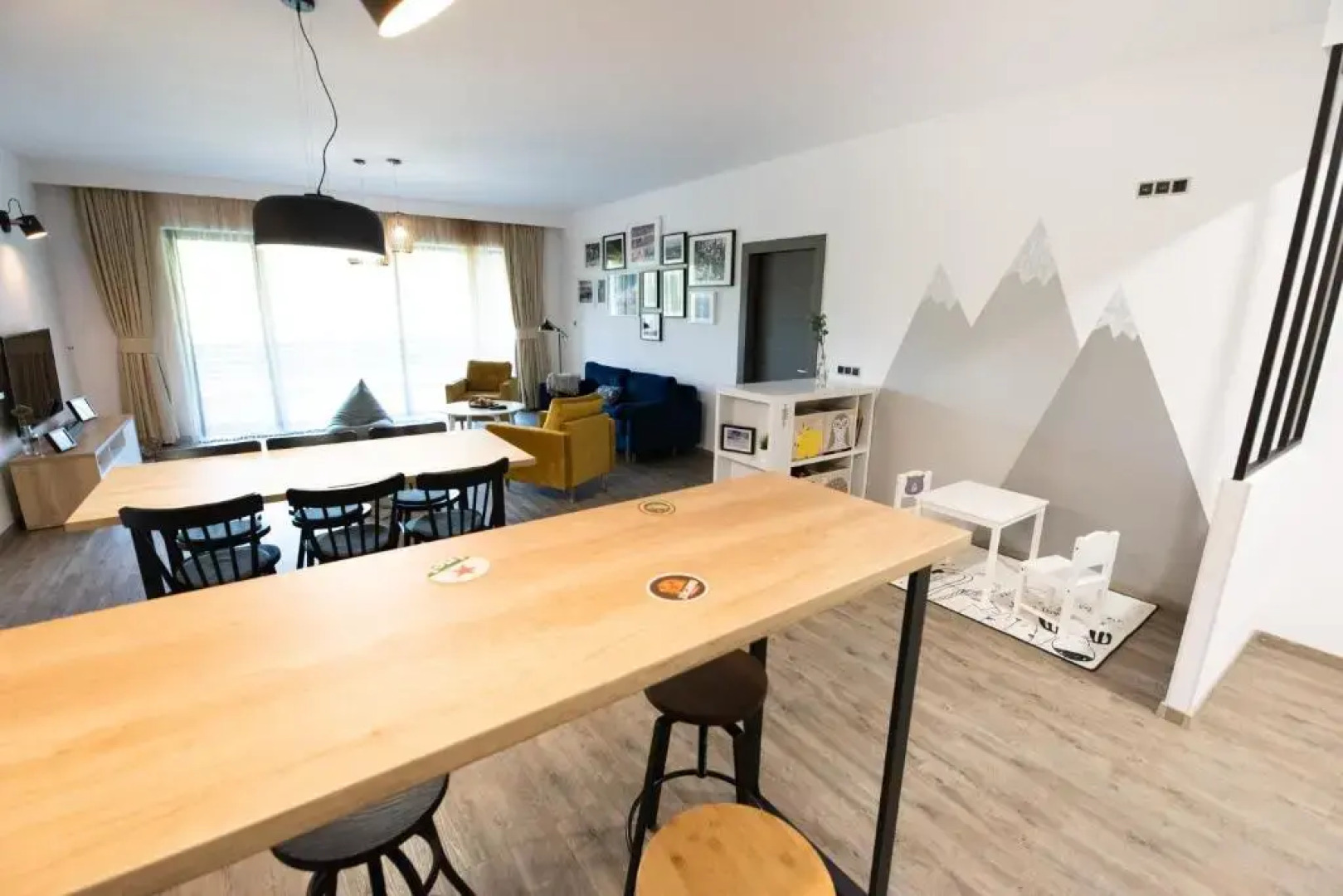 Silver Mountain Panoramic View G1 48