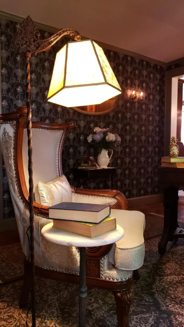 Westbrook Inn B&B