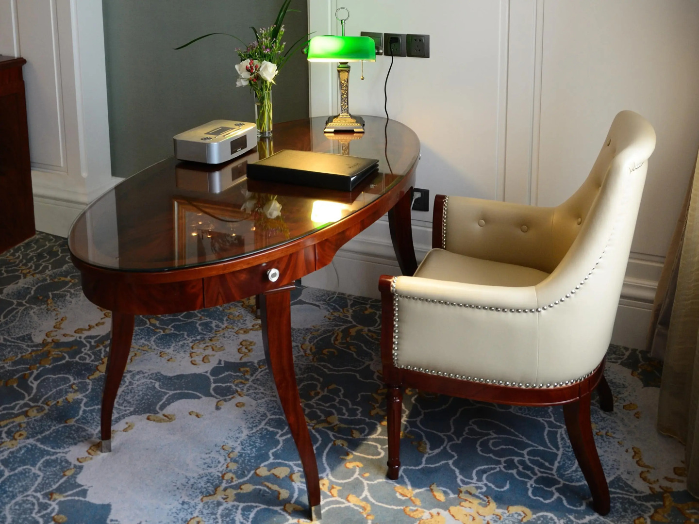 The Bund Riverside Hotel