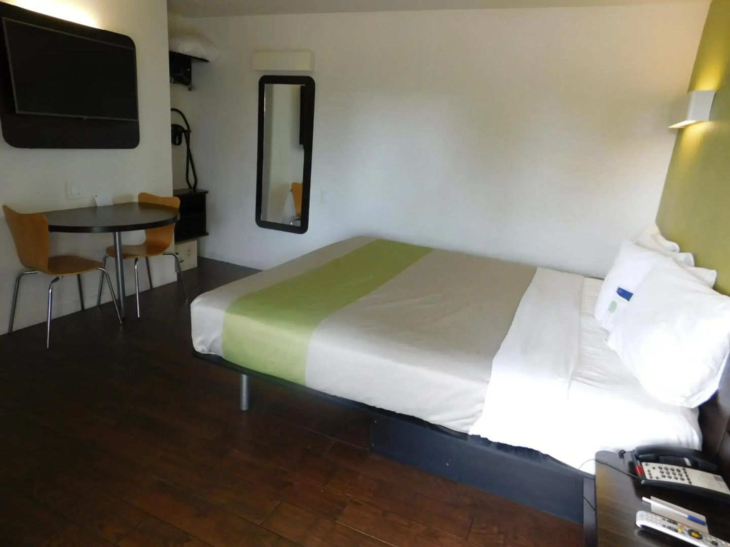 Fisherman's Cove Inn