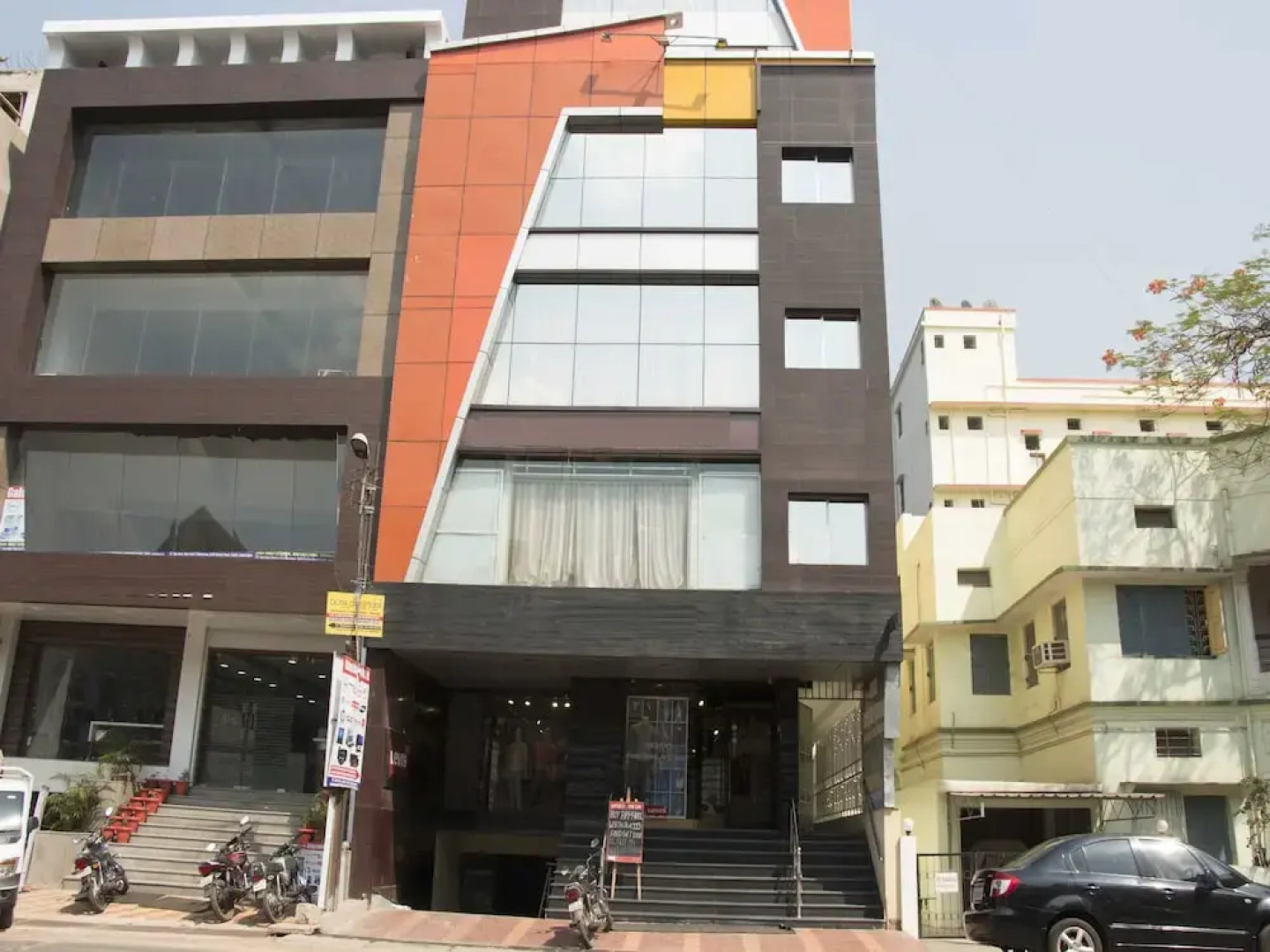 OYO Flagship 4989 The Welcomme Inn