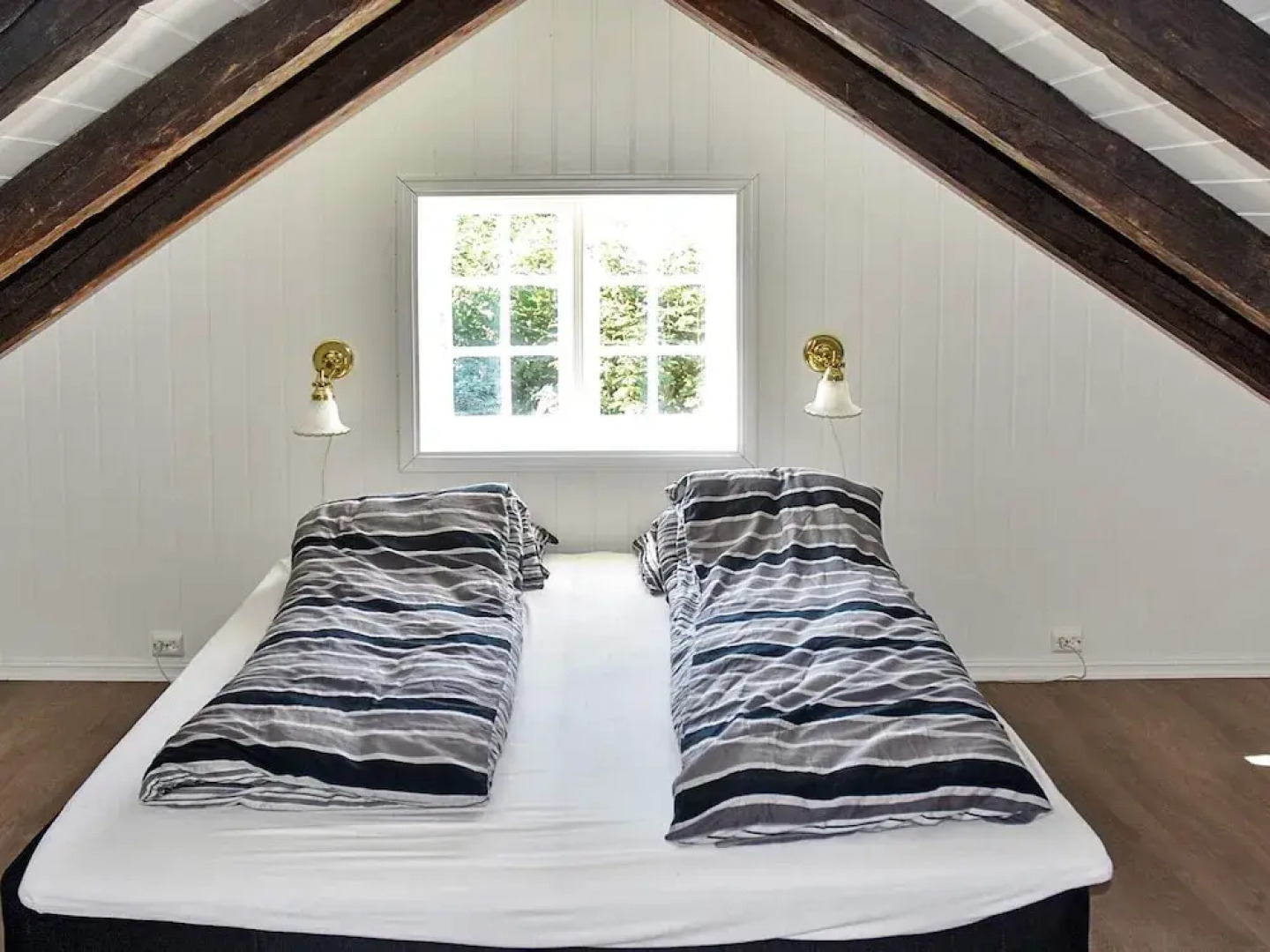 6 Person Holiday Home in Ålesund