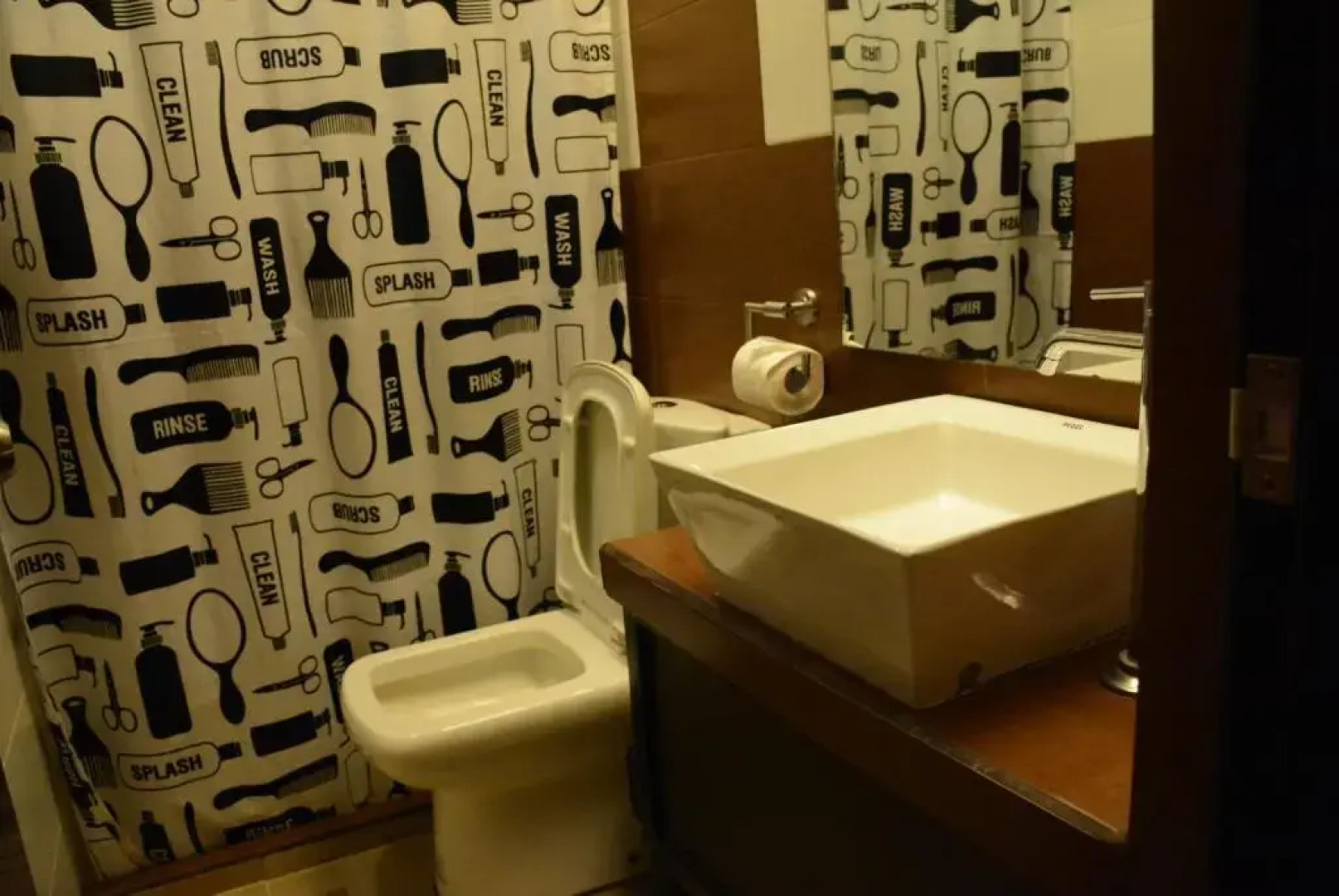 Siayan Travellers Inn