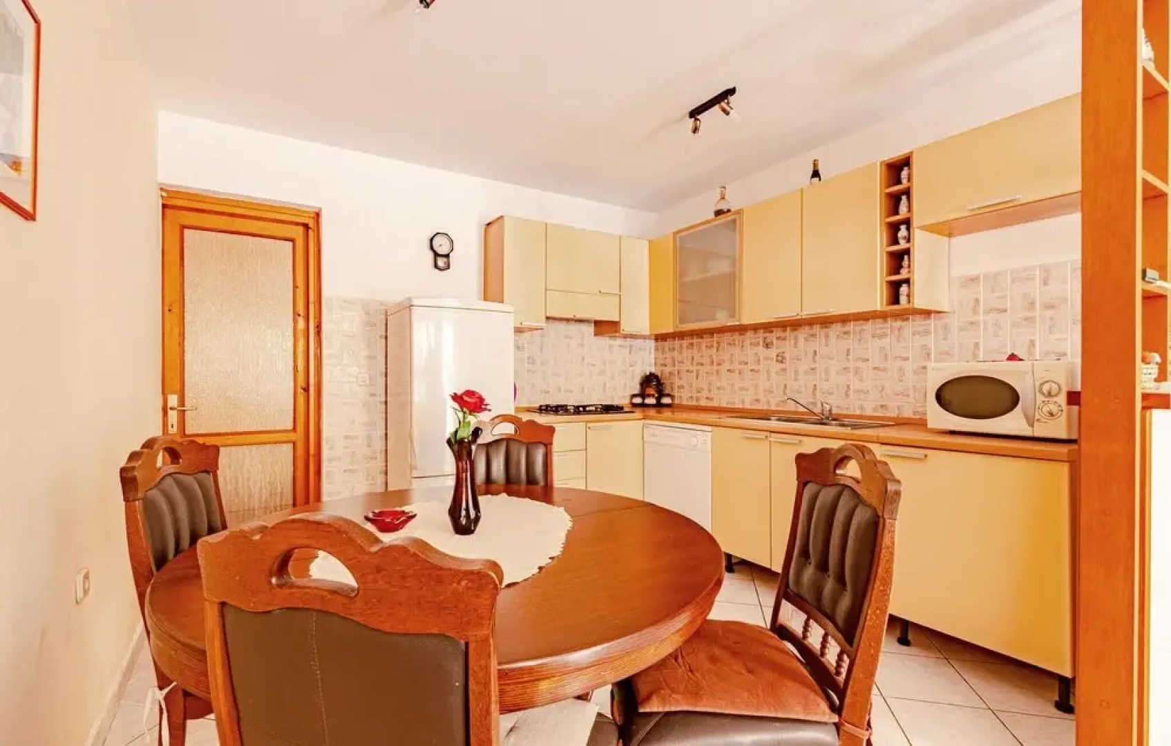 Amazing Apartment in Zrnovo With Wifi and 2 Bedrooms